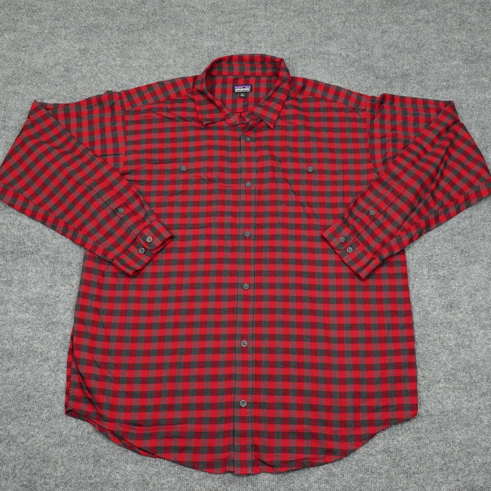 Patagonia Shirt Men Extra Large Red Grey Plaid Organic Cotton Flannel Button Up